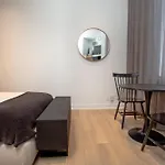 Studio #17 - Self Check-In - Plateau - St-Denis